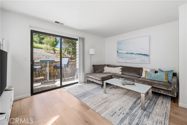 Detail Gallery Image 7 of 30 For 2975 Rockview Pl #13,  San Luis Obispo,  CA 93401 - 2 Beds | 1 Baths