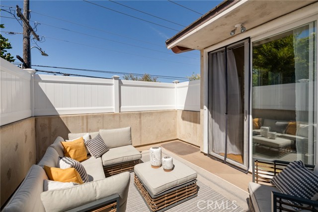 Detail Gallery Image 15 of 46 For 2210 Mathews Ave a,  Redondo Beach,  CA 90278 - 3 Beds | 2/1 Baths