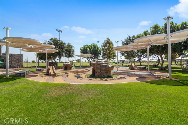 102 Sculpture, Irvine CA: https://media.crmls.org/medias/2b8042bf-7ab9-4e04-b668-99aa6f5925ff.jpg