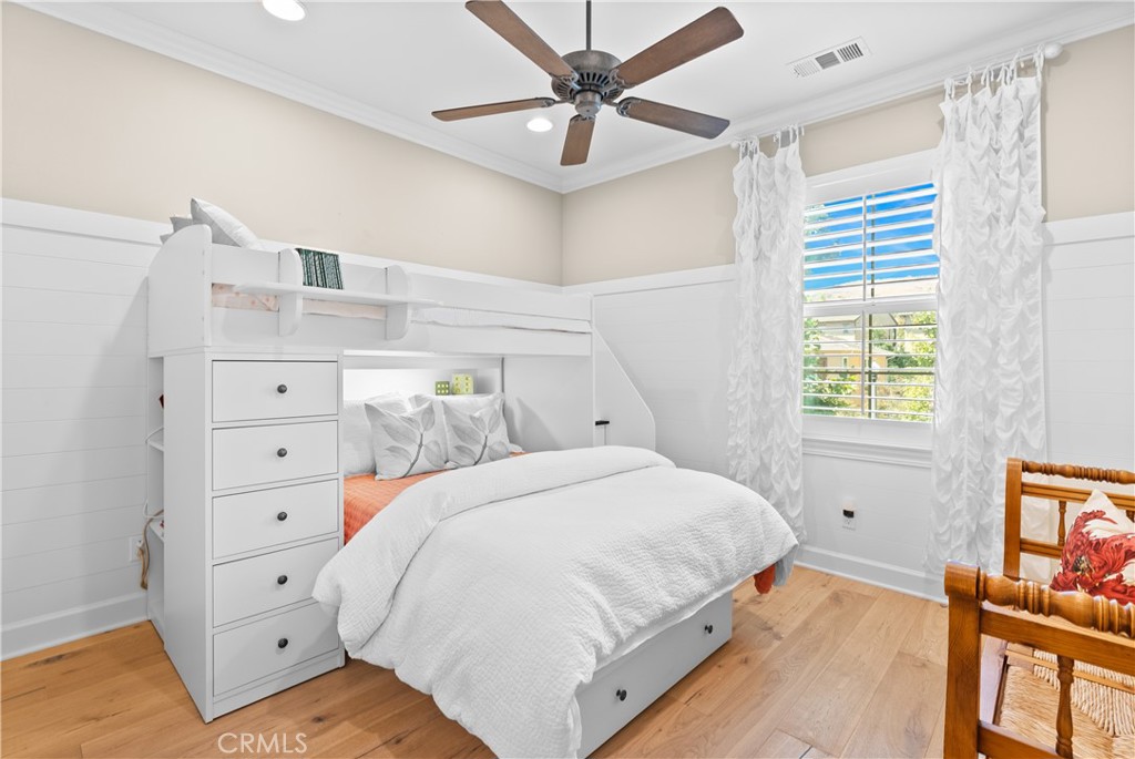 MLS #OC25195995 image #44