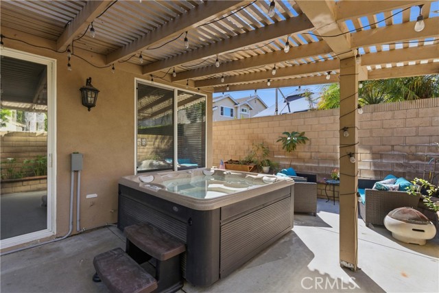Detail Gallery Image 14 of 38 For 7814 Orchid, Huntington Beach,  CA 92648 - 4 Beds | 2/1 Baths
