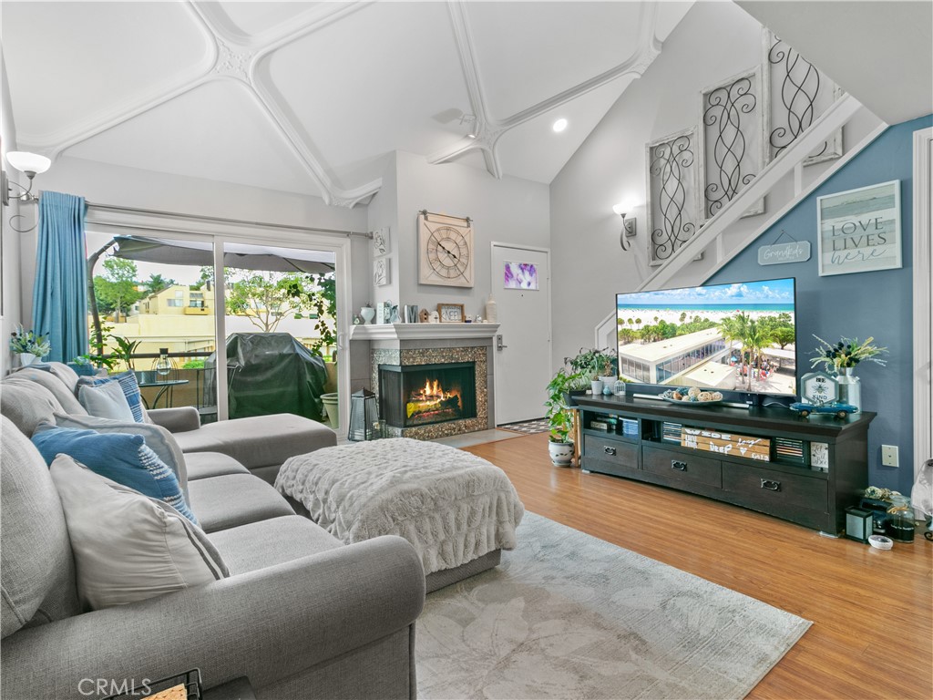 25671 Le Parc #82