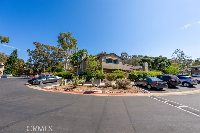 Detail Gallery Image 2 of 33 For 8655 Mission San Carlos Dr #70,  Santee,  CA 92071 - 3 Beds | 2/1 Baths