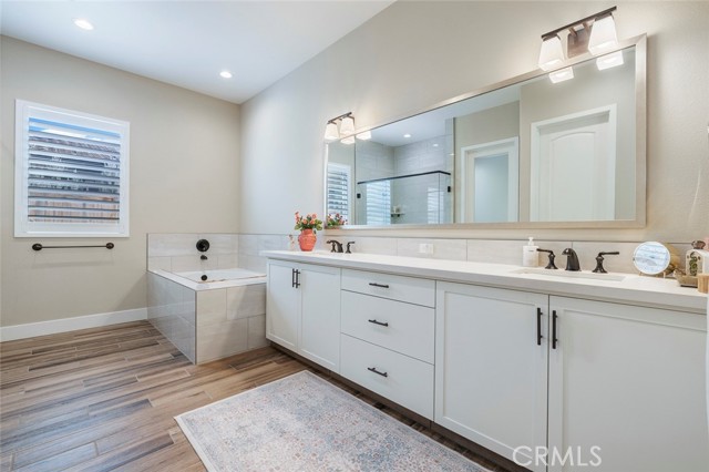 Detail Gallery Image 19 of 43 For 944 Horizon Dr, Madera,  CA 93636 - 3 Beds | 3/1 Baths