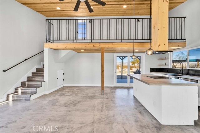 1421 Sunrise Avenue, 29 Palms CA: https://media.crmls.org/medias/2b825a3a-697f-4a6c-8bf8-c8de4024d17a.jpg