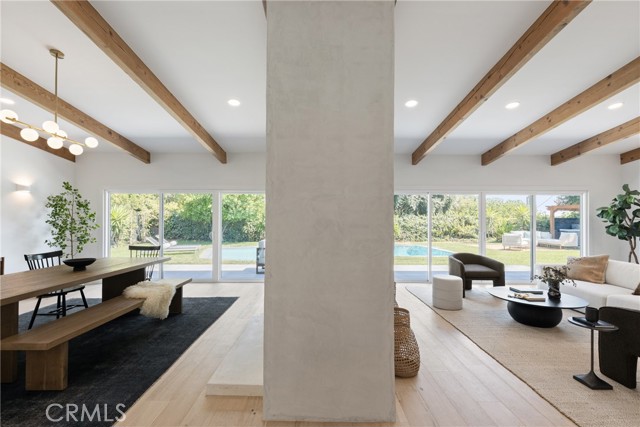 Detail Gallery Image 22 of 49 For 24211 Caris St, Woodland Hills,  CA 91367 - 4 Beds | 2/1 Baths