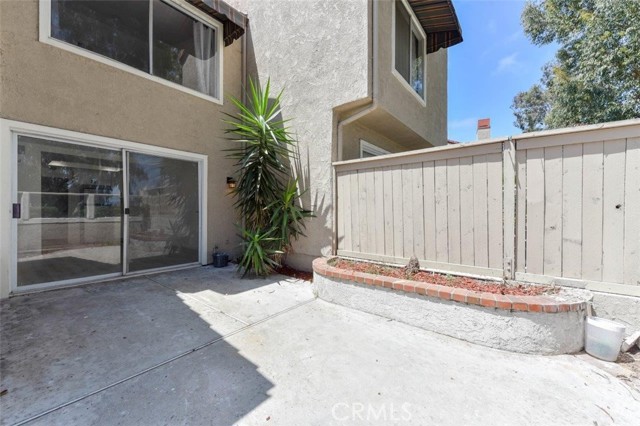 Detail Gallery Image 33 of 34 For 143 Stanford Ct #36,  Irvine,  CA 92612 - 2 Beds | 2/1 Baths