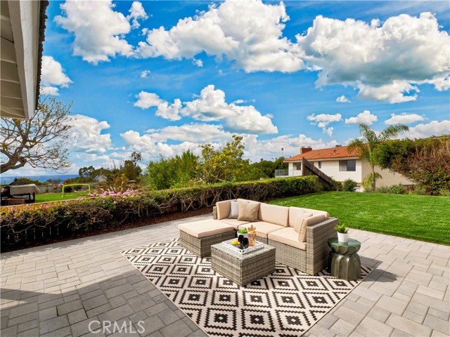 Wonderful sitting area on new patio .