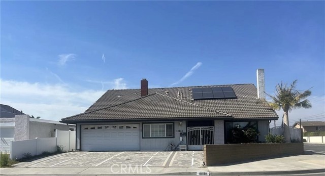 10485 La Sombra AVE