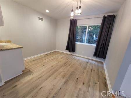 Detail Gallery Image 3 of 9 For 14701 Dickens St #3,  Sherman Oaks,  CA 91403 - 1 Beds | 1 Baths