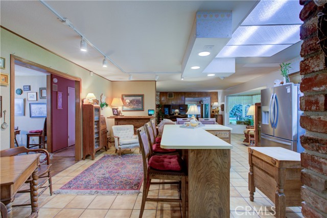 2341 Village Circle Drive, Atwater CA: https://media.crmls.org/medias/2b8748ed-2cae-495e-8261-3a6e4cfcc4e4.jpg