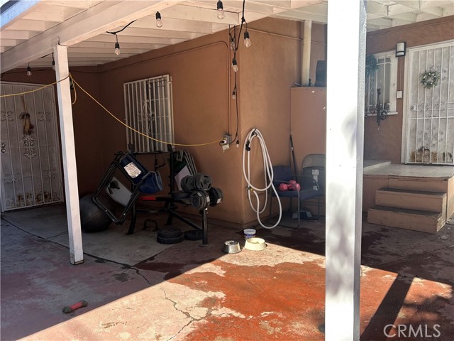 Detail Gallery Image 27 of 44 For 222 W 87th, Los Angeles,  CA 90003 - 3 Beds | 1 Baths