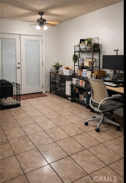 Detail Gallery Image 4 of 4 For 11394 Aqua Ct, Fontana,  CA 92337 - 3 Beds | 2/1 Baths