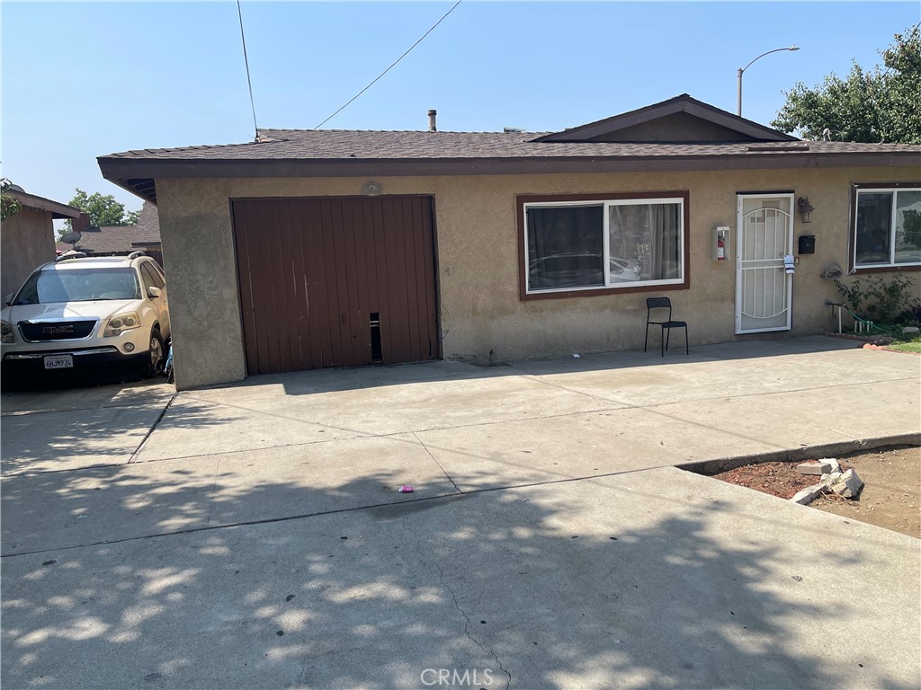 MLS #OC25184094 img 3