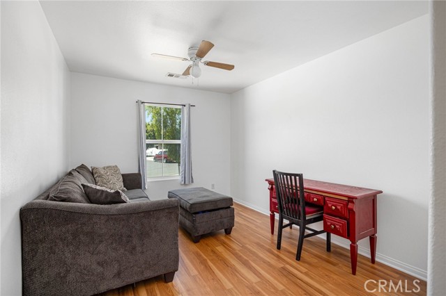 Detail Gallery Image 28 of 45 For 89 Muir Woods Rd, Perris,  CA 92570 - 5 Beds | 2/1 Baths