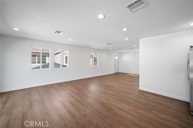 Detail Gallery Image 22 of 42 For 7445 Balcom Ave, Reseda,  CA 91335 - 4 Beds | 2 Baths