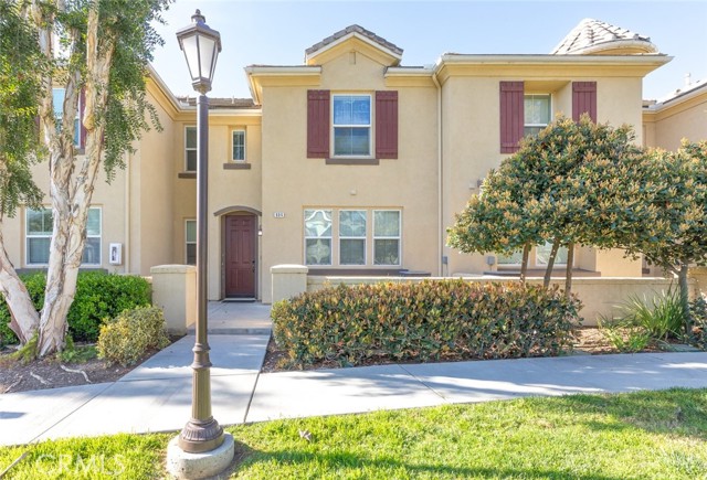 Detail Gallery Image 2 of 31 For 1800 E Lakeshore, Lake Elsinore,  CA 92530 - 3 Beds | 2 Baths