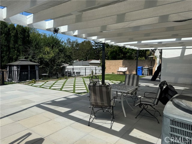 Detail Gallery Image 21 of 29 For 5853 S La Brea Ave, Windsor Hills,  CA 90056 - 3 Beds | 2 Baths