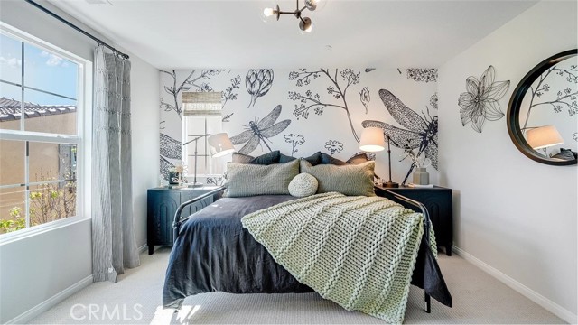 Detail Gallery Image 7 of 20 For 1301 Galaxy Way, Rialto,  CA 92376 - 4 Beds | 3 Baths