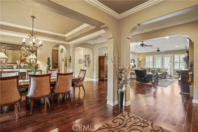 26935 Cotswold Drive, Canyon Country CA: https://media.crmls.org/medias/2b8d0312-8259-458d-aadc-629107018d5f.jpg