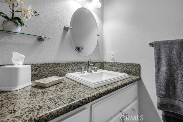 7126 Shadow Ridge Court, West Hills CA: https://media.crmls.org/medias/2b8d516c-7ffa-4451-9c20-7d0a9e82b08f.jpg