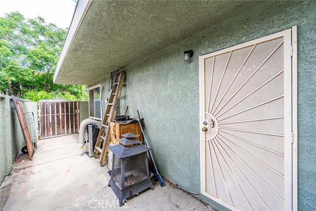 Detail Gallery Image 23 of 32 For 2820 N E St, San Bernardino,  CA 92405 - 4 Beds | 2 Baths