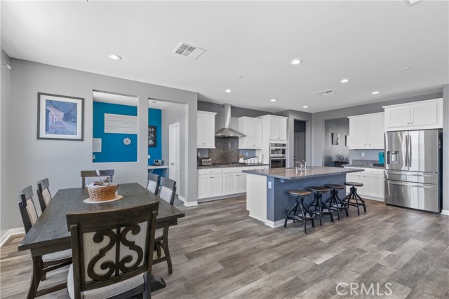 35727 Domaine Street, Winchester CA: https://media.crmls.org/medias/2b8dffce-f61e-49e5-8c08-c1aa2b49e9a8.jpg