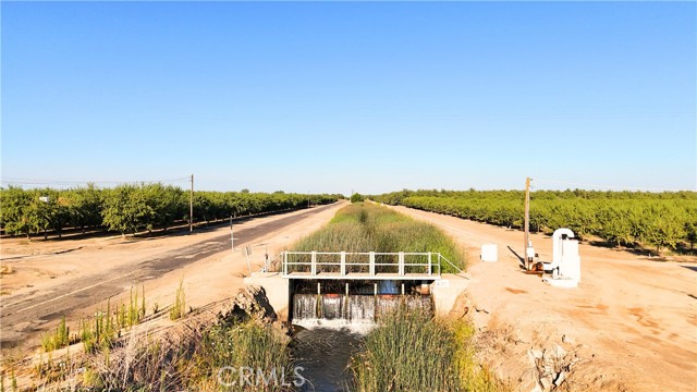 0 RD 18 & AVE 16, Madera CA: https://media.crmls.org/medias/2b8eb135-d364-4aae-9e46-5a3325ccb76b.jpg
