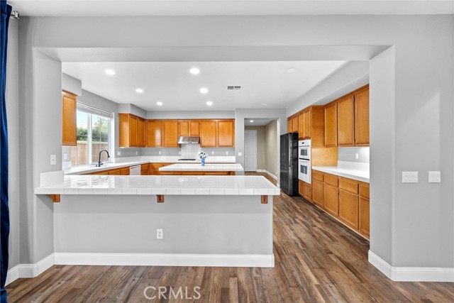 1829 Overland Court, Hemet CA: https://media.crmls.org/medias/2b8f5c6f-88d7-443e-8cc3-8ef54fff495e.jpg
