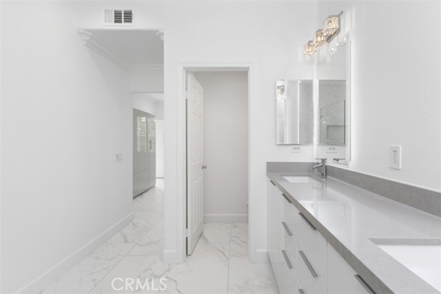 Detail Gallery Image 16 of 27 For 1460 Georgia St, Tustin,  CA 92782 - 3 Beds | 2/1 Baths