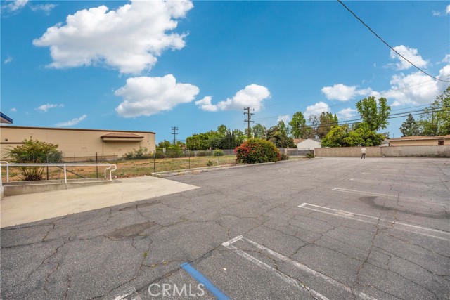 118 E Live Oak Avenue, Arcadia, California 91006, ,Commercial Sale,For Sale,118 E Live Oak Avenue,CRAR25082626