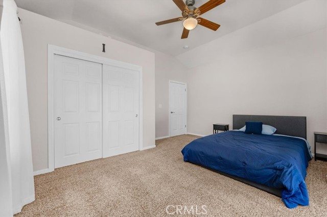 13715 E Nebraska Avenue, Kingsburg CA: https://media.crmls.org/medias/2b906c34-d8e7-4440-b05e-8204e95acb00.jpg