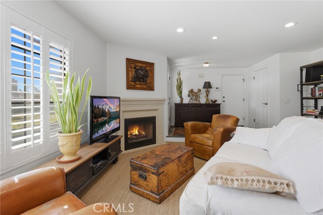 Detail Gallery Image 16 of 61 For 27843 Parker, Castaic,  CA 91384 - 2 Beds | 2 Baths