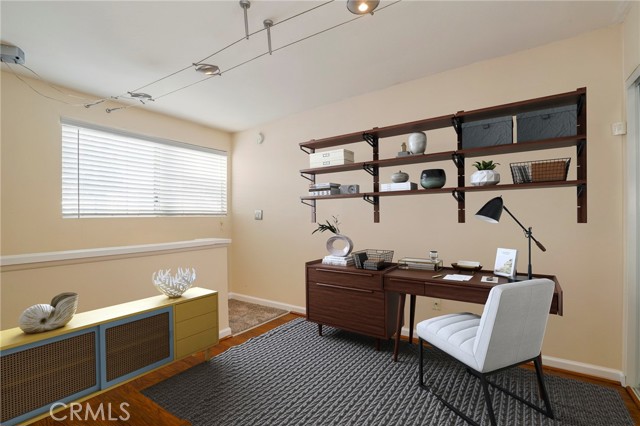 Detail Gallery Image 19 of 26 For 5530 Owensmouth Ave #306,  Woodland Hills,  CA 91367 - 1 Beds | 1 Baths