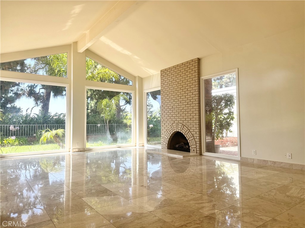 2b93c451 Ad74 4172 Ba8b B197f61b1458