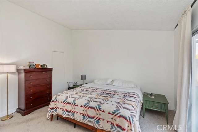 10750 Hollenbeck Drive, Riverside CA: https://media.crmls.org/medias/2b942c43-cb73-43d9-b47c-4ec4b1778957.jpg