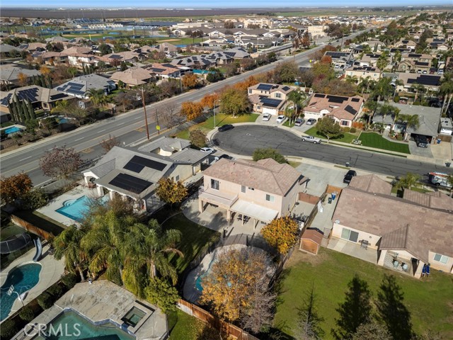 Detail Gallery Image 10 of 67 For 12809 Trafalgar Square, Bakersfield,  CA 93312 - 5 Beds | 3 Baths