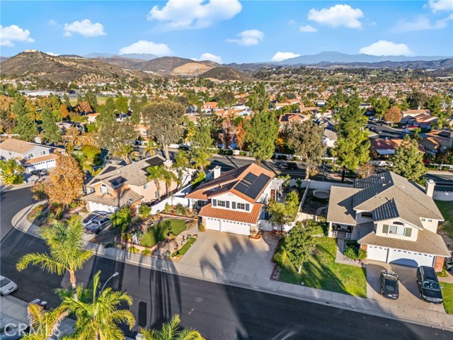 Detail Gallery Image 29 of 32 For 29110 Wayfarer Ln, Lake Elsinore,  CA 92530 - 4 Beds | 2/1 Baths