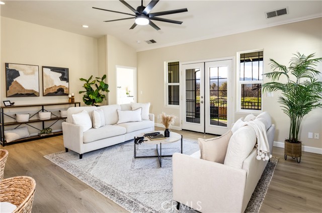 Detail Gallery Image 11 of 47 For 19857 Mountain, Hidden Valley Lake,  CA 95467 - 3 Beds | 3/1 Baths