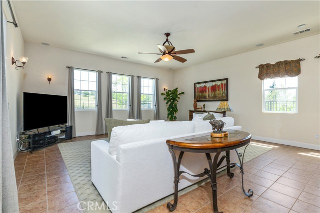 Detail Gallery Image 27 of 65 For 941 Vista Cerro Dr, Paso Robles,  CA 93446 - 4 Beds | 2/1 Baths