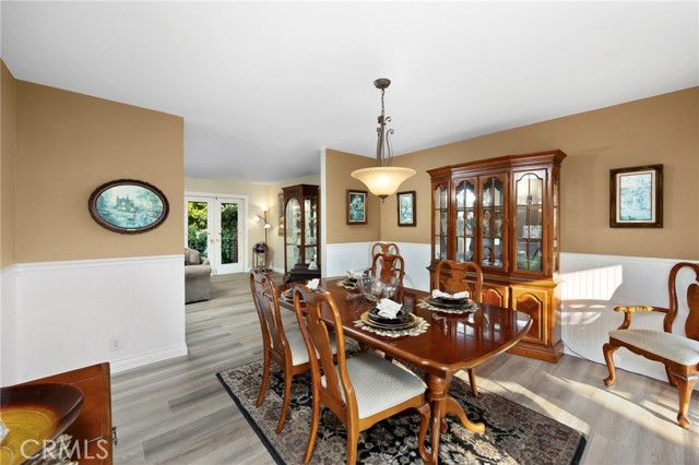 1481 Kensington Drive, Fullerton CA: https://media.crmls.org/medias/2b988e17-ecdc-4e29-b959-2112e56c66d8.jpg