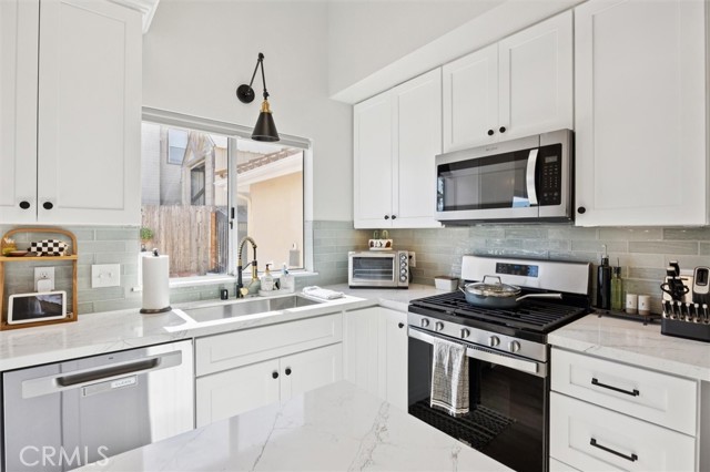 215 Meadowlark Road, Paso Robles CA: https://media.crmls.org/medias/2b98d603-dc2e-46cf-ab99-40d86498442f.jpg