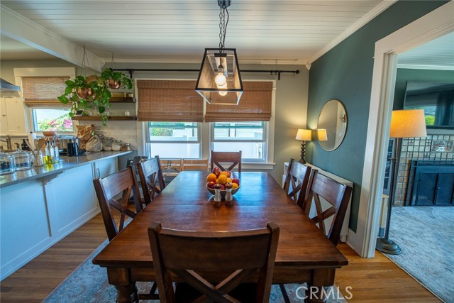 922 W 3rd Street, San Pedro CA: https://media.crmls.org/medias/2b99115f-7902-4b0b-baf7-899954cc3cf1.jpg