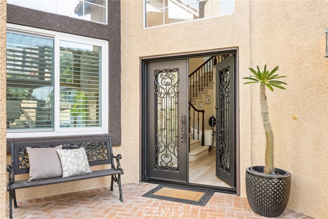 29 Calabria, Lake Forest CA: https://media.crmls.org/medias/2b9a0c55-4816-4d59-bec2-3a00e89688f3.jpg