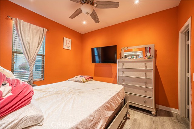 Detail Gallery Image 17 of 31 For 961 E 41st Pl, Los Angeles,  CA 90011 - 3 Beds | 1 Baths