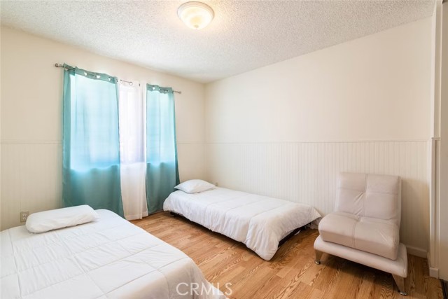 5705 Valerie Way, San Bernardino CA: https://media.crmls.org/medias/2b9abb58-1e68-4962-a8c8-bc3b74dd4577.jpg