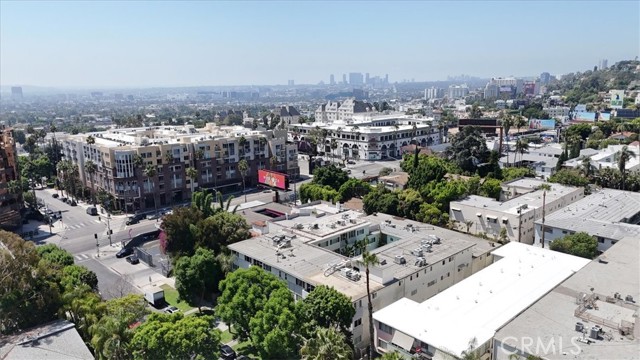 Detail Gallery Image 5 of 23 For 1525 N Hayworth Ave #205,  Los Angeles,  CA 90046 - 2 Beds | 1 Baths