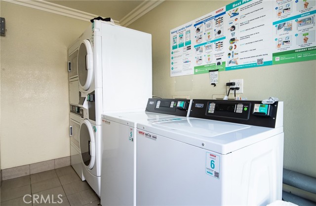 Detail Gallery Image 23 of 25 For 1725 Loma Ave #18,  Long Beach,  CA 90804 - 2 Beds | 1 Baths