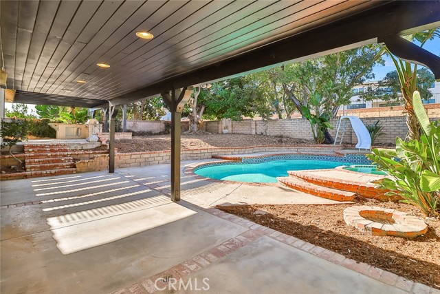 Detail Gallery Image 33 of 41 For 20591 Celtic St, Chatsworth,  CA 91311 - 5 Beds | 3/1 Baths