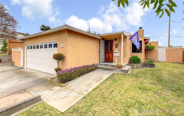 2212 Fisher Court, Redondo Beach, California 90278, 3 Bedrooms Bedrooms, ,1 BathroomBathrooms,Residential,Sold,Fisher Court,SB24048317